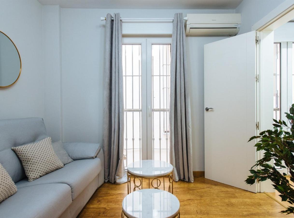 Feijoo Suite Apartment إشبيلية المظهر الخارجي الصورة
